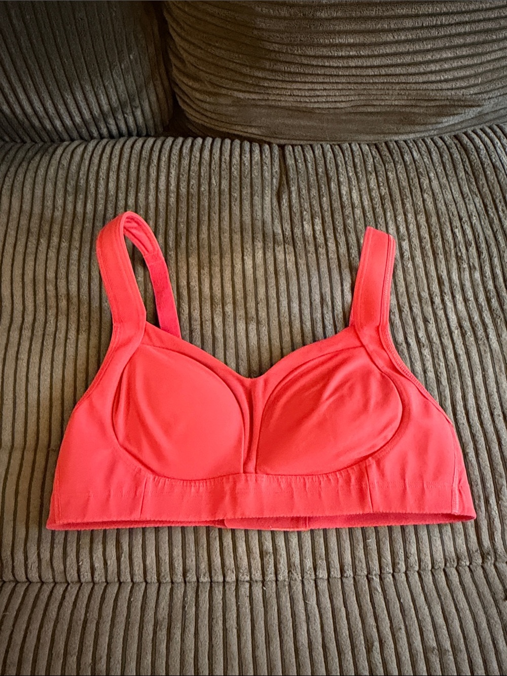 Lululemon Athletica Ta Ta Tamer II Bra Size C34 Coral Color